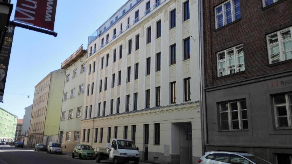 Apartments Near The Center With Privat Parking Brno Exterior photo